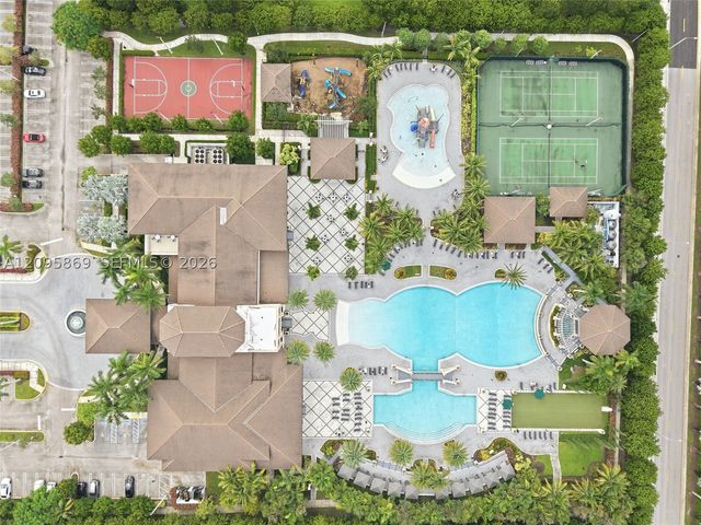 10870 NW 88th Ter 214, Doral, FL 33178