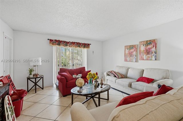18101 NW 68th Ave B105, Hialeah, FL 33015