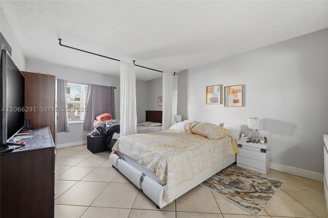 18101 NW 68th Ave B105, Hialeah, FL 33015