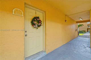 18101 NW 68th Ave B105, Hialeah, FL 33015