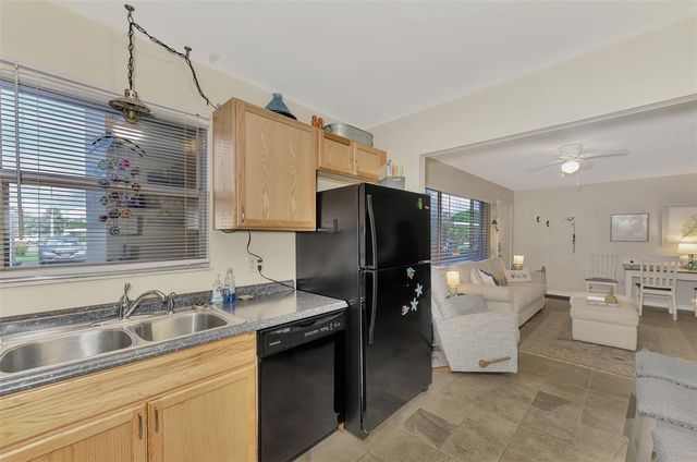 4460 IRONWOOD CIRCLE 102A, Bradenton, FL 34209