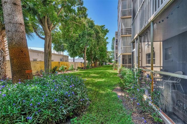 4460 IRONWOOD CIRCLE 102A, Bradenton, FL 34209