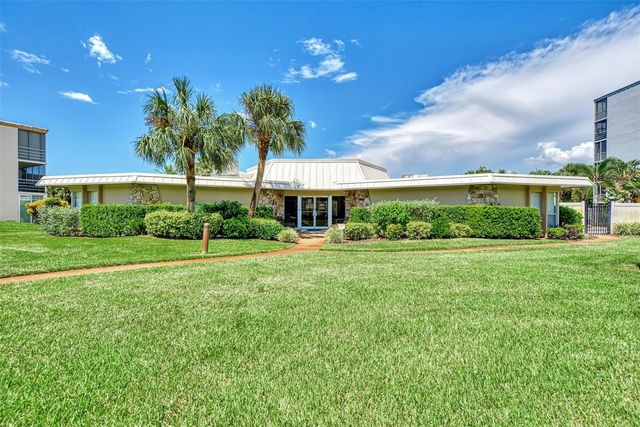 4460 IRONWOOD CIRCLE 102A, Bradenton, FL 34209