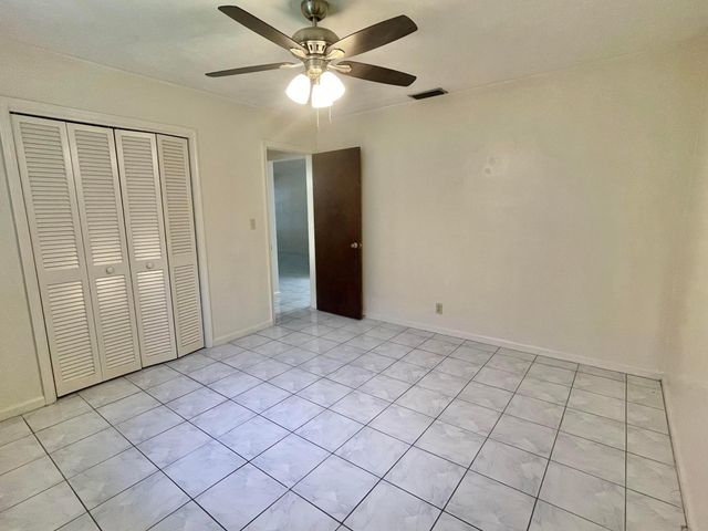 7112 NW 78TH Avenue, Tamarac, FL 33321