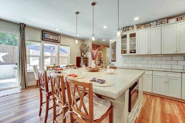 933 Monica Way, Placerville, CA 95667