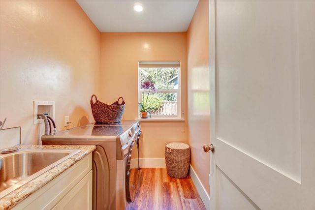 933 Monica Way, Placerville, CA 95667