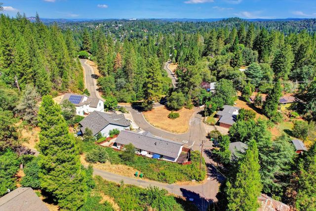 933 Monica Way, Placerville, CA 95667