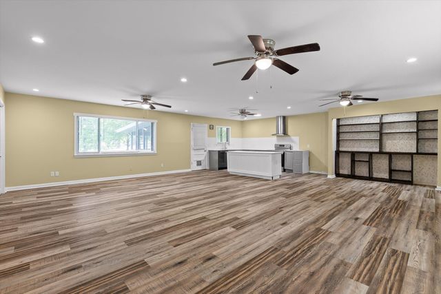 8619 Igou Gap Road, Chattanooga, TN 37421