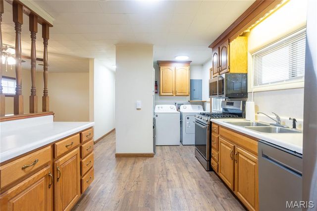 1114 N 5th Street, Festus, MO 63028