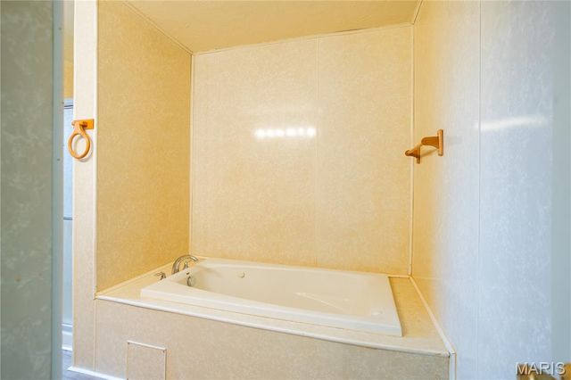 1114 N 5th Street, Festus, MO 63028