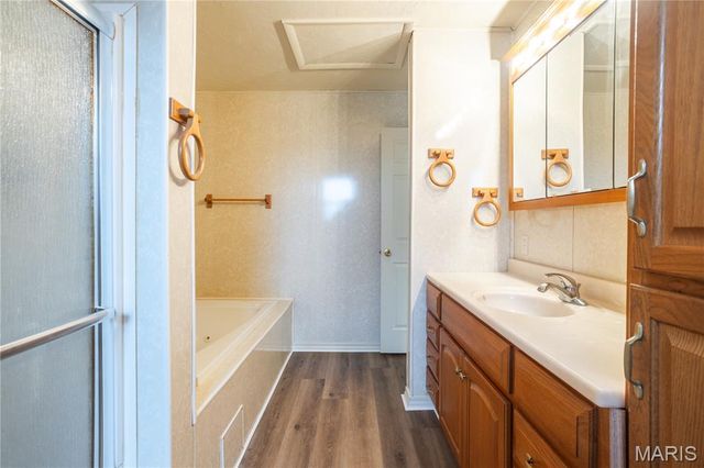 1114 N 5th Street, Festus, MO 63028