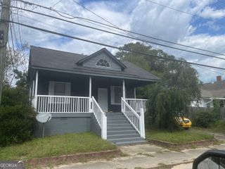2 Palmetto Street, Porterdale, GA 30014