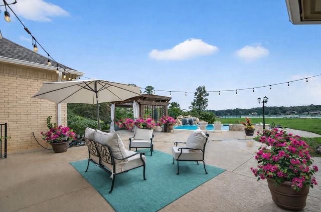 31810 Edgewater Drive, Magnolia, TX 77354