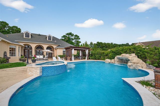 31810 Edgewater Drive, Magnolia, TX 77354