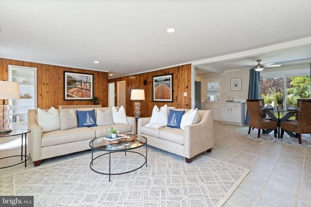 2824 BAY BLVD, Huntingtown, MD 20639