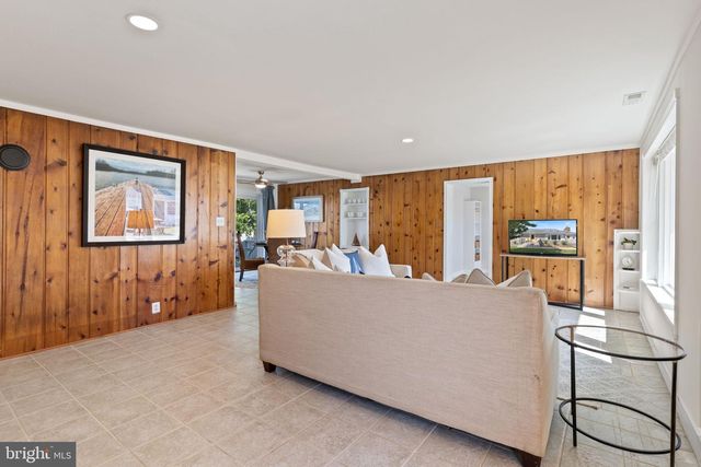 2824 BAY BLVD, Huntingtown, MD 20639