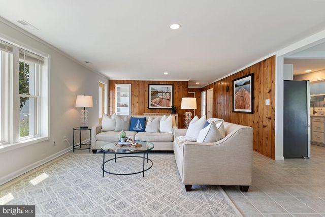 2824 BAY BLVD, Huntingtown, MD 20639