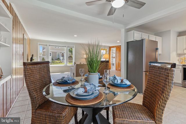 2824 BAY BLVD, Huntingtown, MD 20639