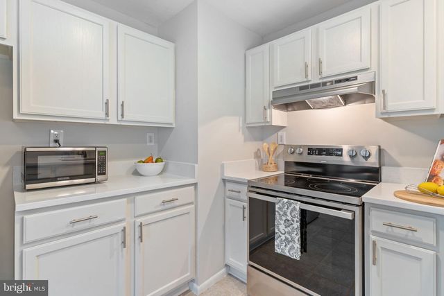 2824 BAY BLVD, Huntingtown, MD 20639