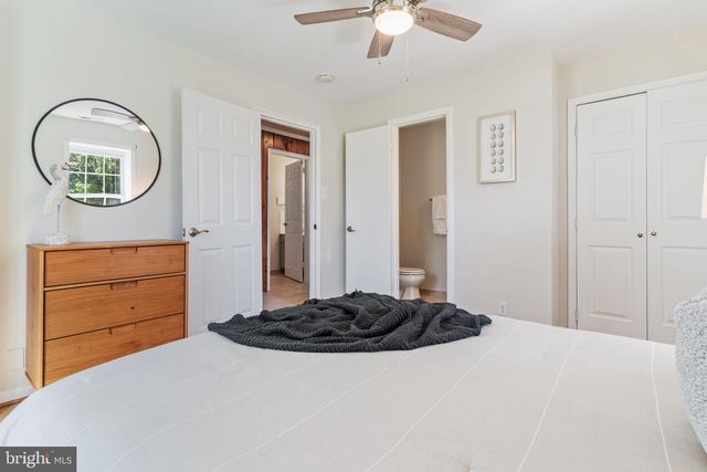 2824 BAY BLVD, Huntingtown, MD 20639
