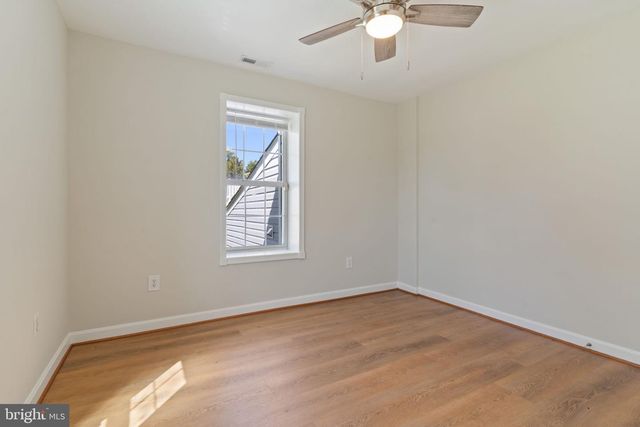 2824 BAY BLVD, Huntingtown, MD 20639