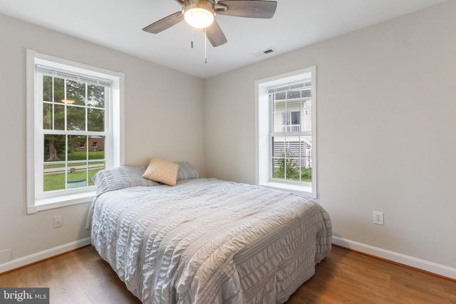 2824 BAY BLVD, Huntingtown, MD 20639