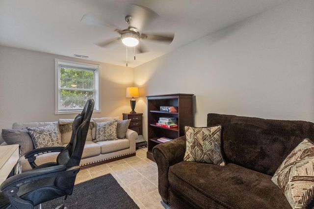 2824 BAY BLVD, Huntingtown, MD 20639