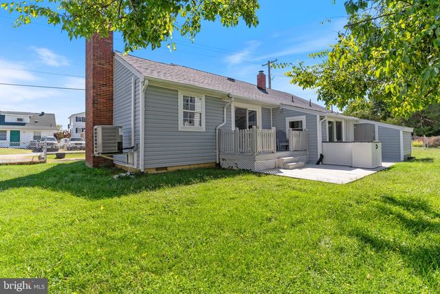 2824 BAY BLVD, Huntingtown, MD 20639