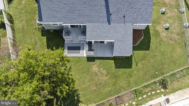 2824 BAY BLVD, Huntingtown, MD 20639