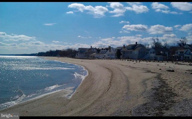 2824 BAY BLVD, Huntingtown, MD 20639