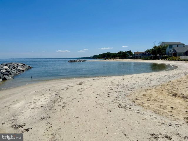 2824 BAY BLVD, Huntingtown, MD 20639