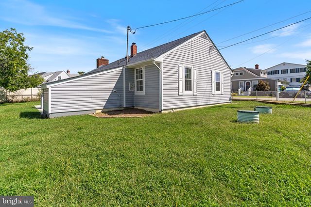2824 BAY BLVD, Huntingtown, MD 20639