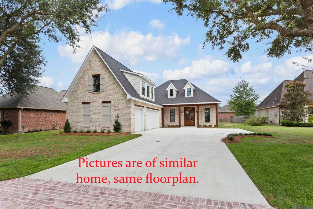 6240 Tezcuco Ct, Gonzales, LA 70737