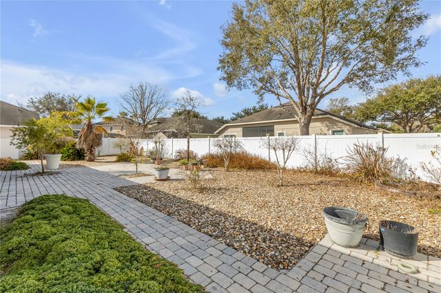 414 HOLLY FERN TRAIL, Deland, FL 32720