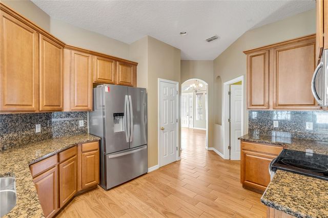 414 HOLLY FERN TRAIL, Deland, FL 32720