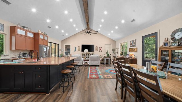 8233 Quarter Horse Lane, Waller, TX 77484