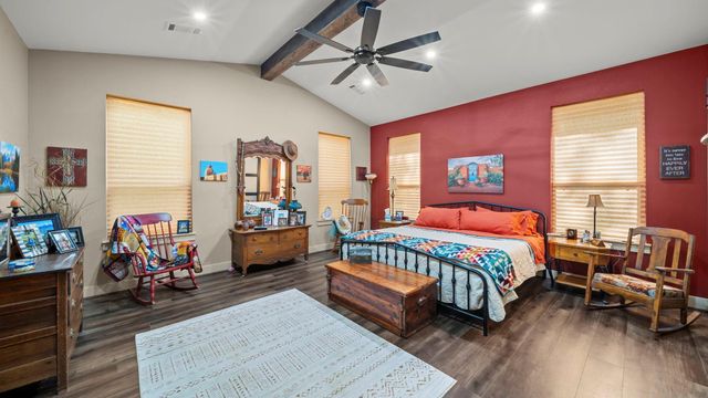 8233 Quarter Horse Lane, Waller, TX 77484
