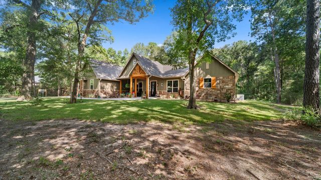 8233 Quarter Horse Lane, Waller, TX 77484
