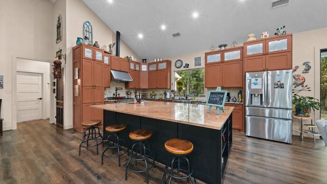 8233 Quarter Horse Lane, Waller, TX 77484