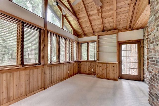 1571 Rochelle Court, Dunwoody, GA 30338