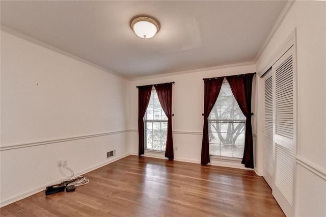 1571 Rochelle Court, Dunwoody, GA 30338