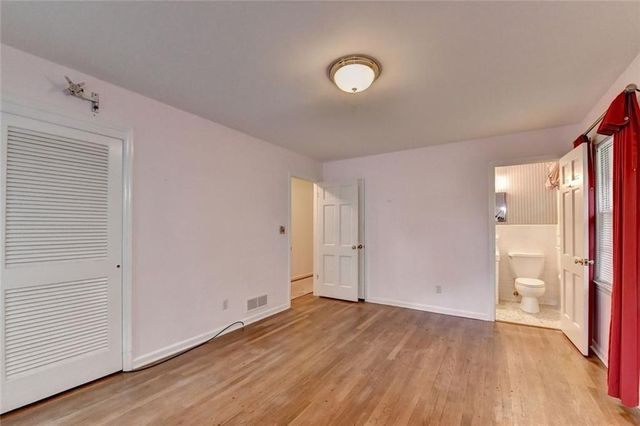 1571 Rochelle Court, Dunwoody, GA 30338