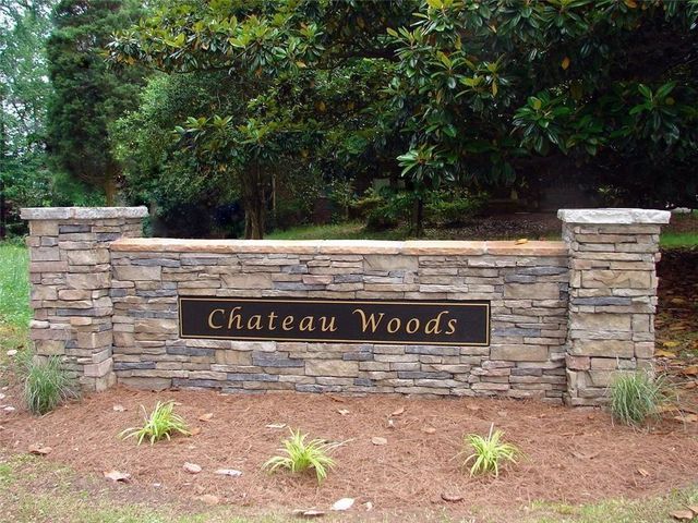 1571 Rochelle Court, Dunwoody, GA 30338