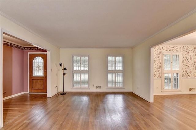1571 Rochelle Court, Dunwoody, GA 30338