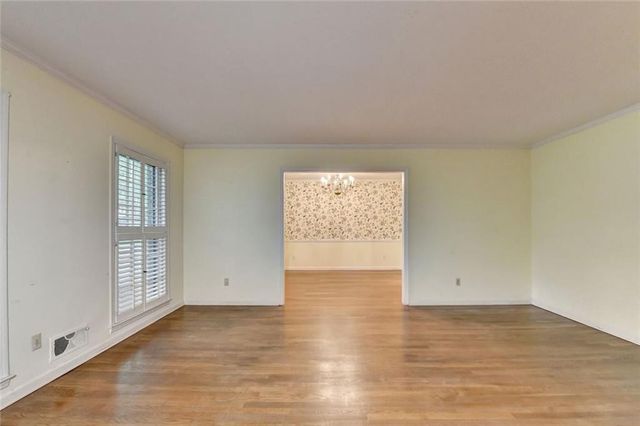 1571 Rochelle Court, Dunwoody, GA 30338