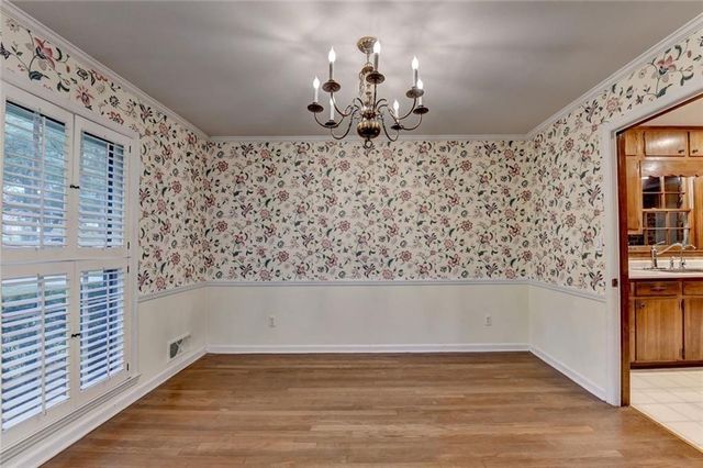 1571 Rochelle Court, Dunwoody, GA 30338