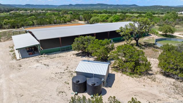 728 Upper Moffett, Medina, TX 78055