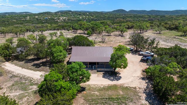728 Upper Moffett, Medina, TX 78055