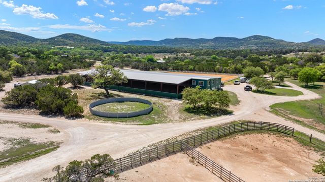 728 Upper Moffett, Medina, TX 78055