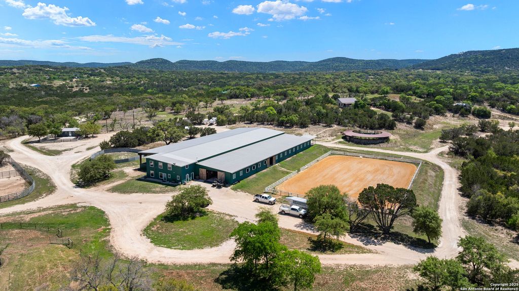 728 Upper Moffett, Medina, TX 78055